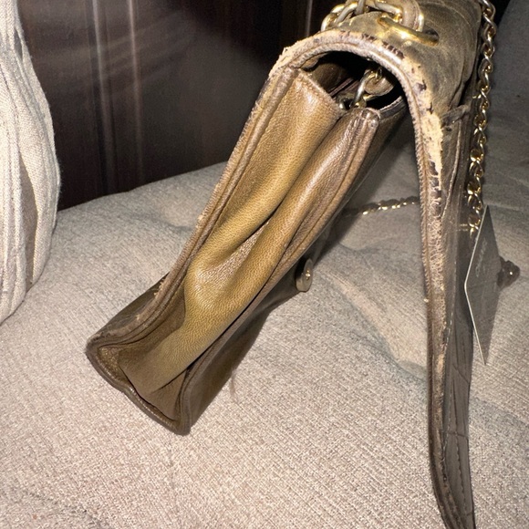 Chanel Crossbody - Picture 3 of 4